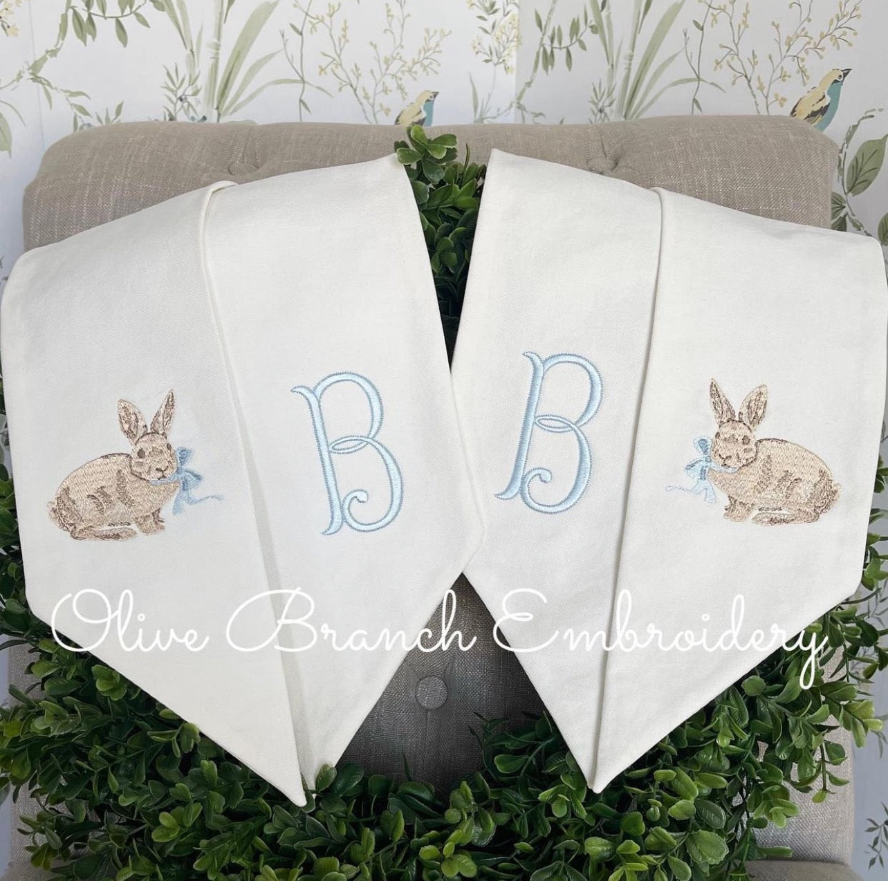 Bunny with Bow Wreath Sash