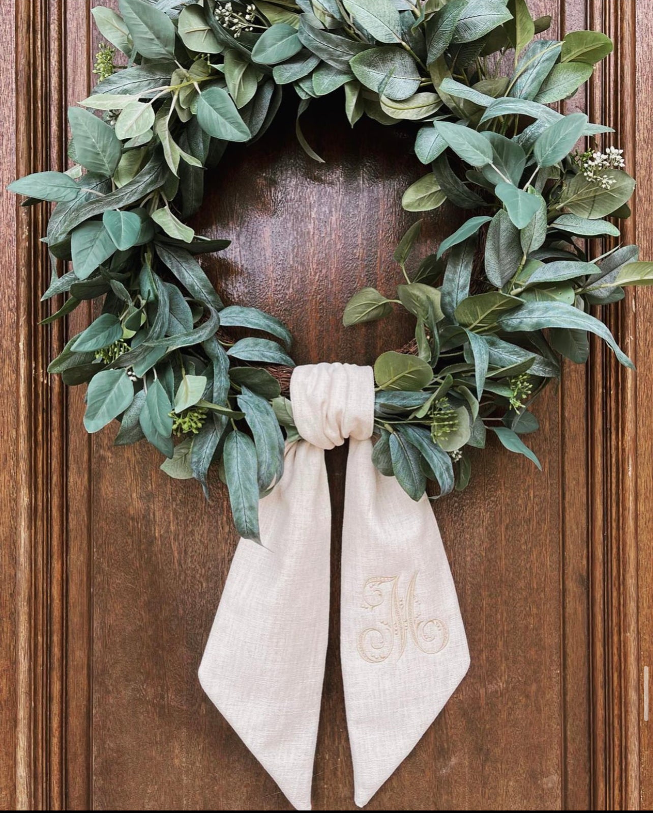 Oatmeal Wreath Sash with Berry Monogram