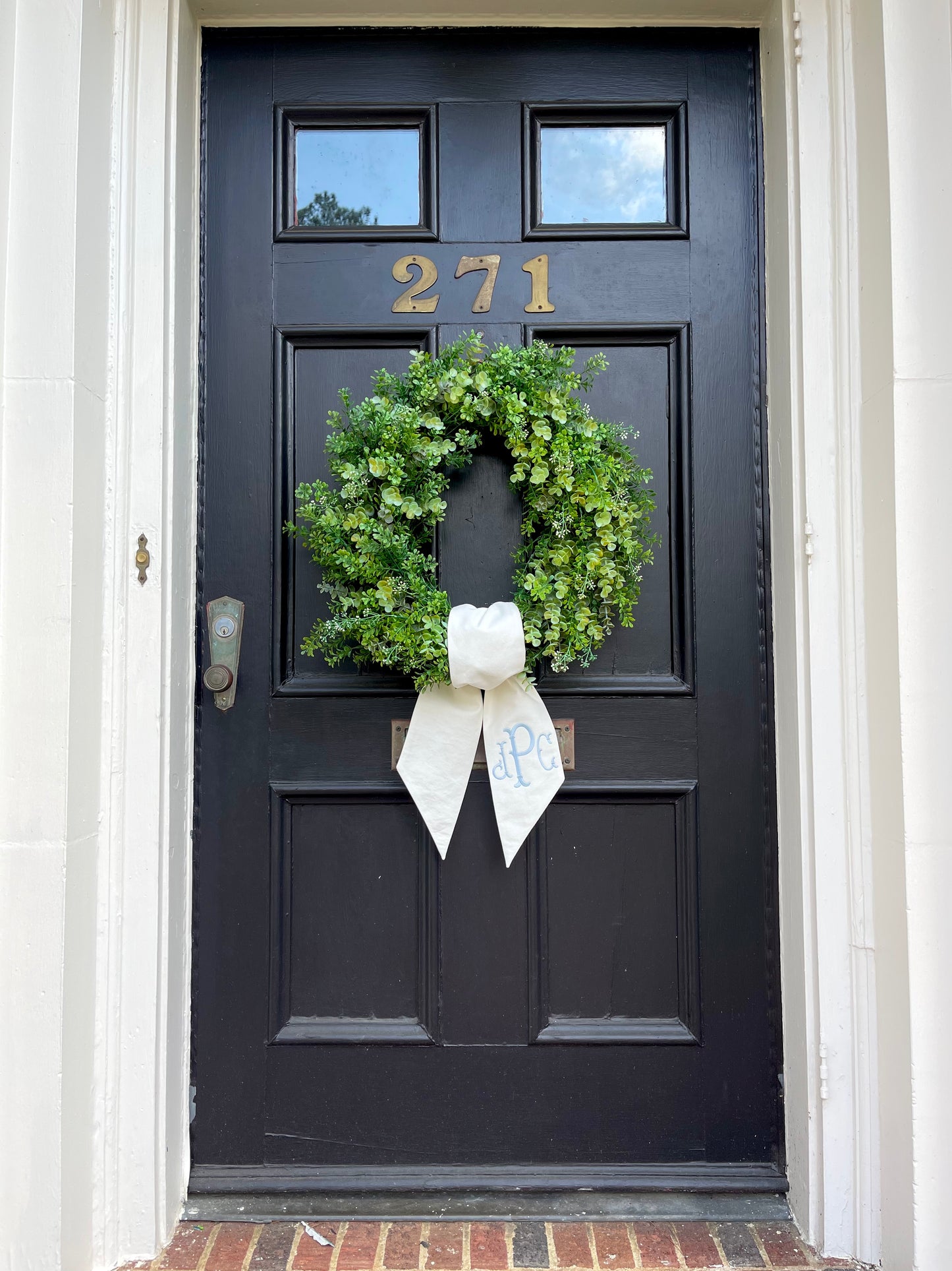 Fishtail Wreath Sash