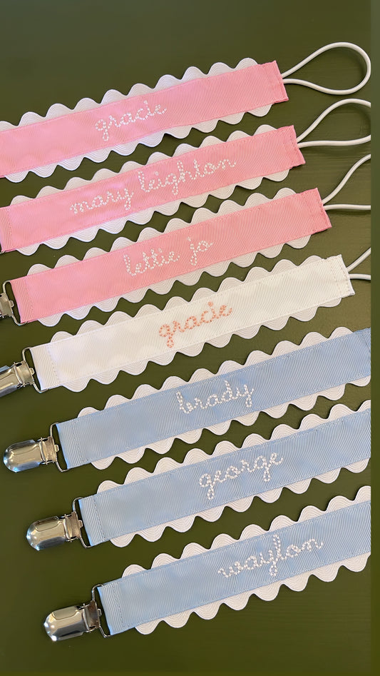 RicRac Paci Clip